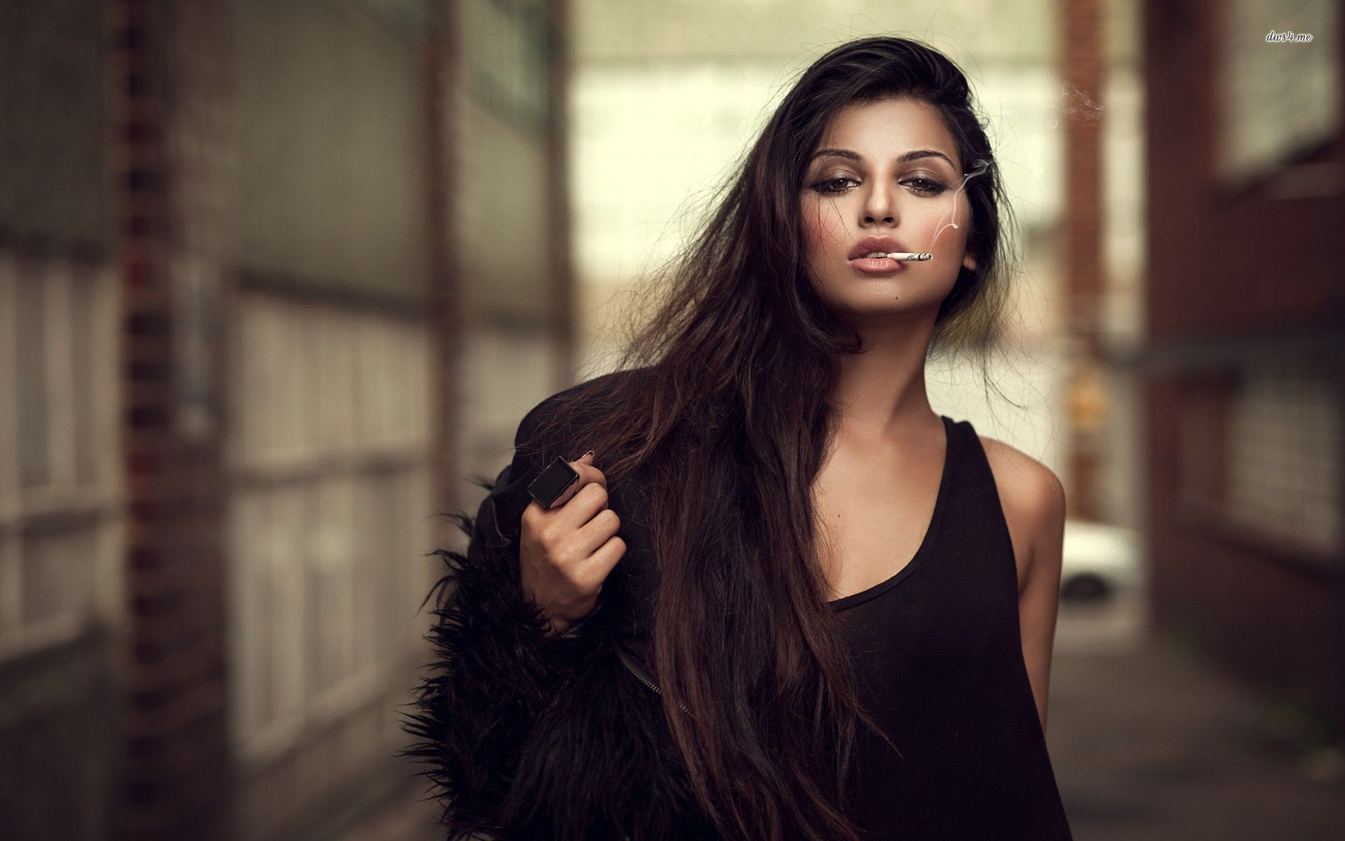 A playful frame from Sassy girls — online in Duning