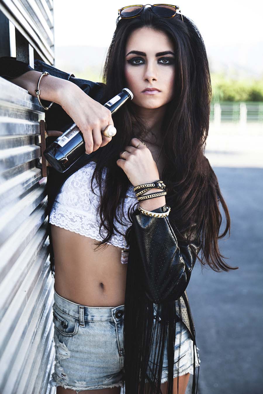 Sassy girls’s look of the day — catch her live in Duning