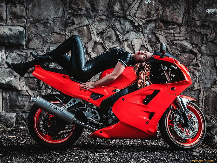 Beautiful girl Beautiful girls and motorcycles in Duning