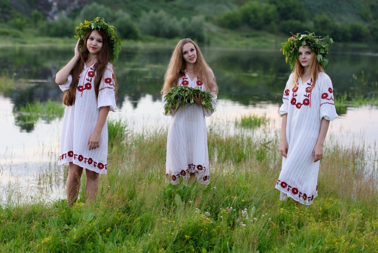 Slavic women in Duning